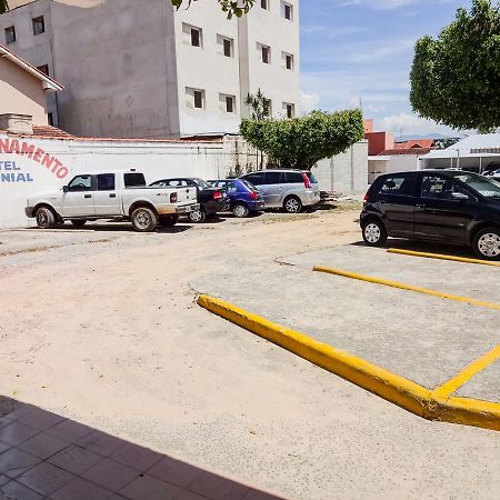 Hotel Colonial De Lorena Bagian luar foto