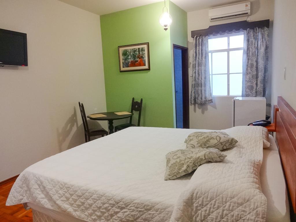 Hotel Colonial De Lorena Bagian luar foto